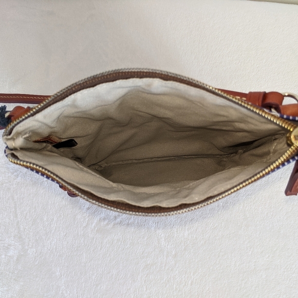 Dooney & Bourke NY Giants Licensed NFL Nylon Double Zip Crossbody Blue Red NWT - Picture 11 of 16